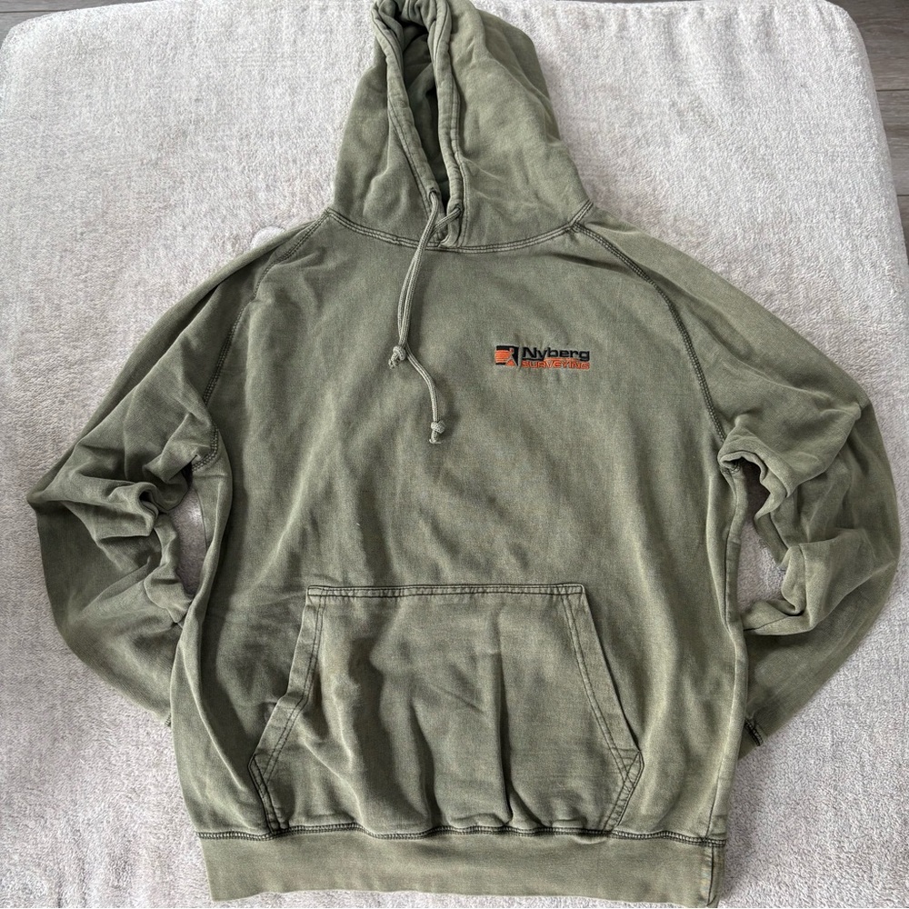 Vintage green hoodie
size small
oversized fit